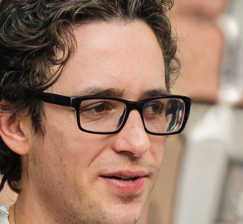 Portrait of Jaehun Kwirek, Senior Financial Advisor